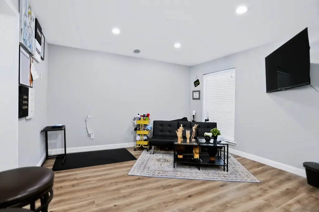 1503 Woodvine Drive Euless TX 76040
