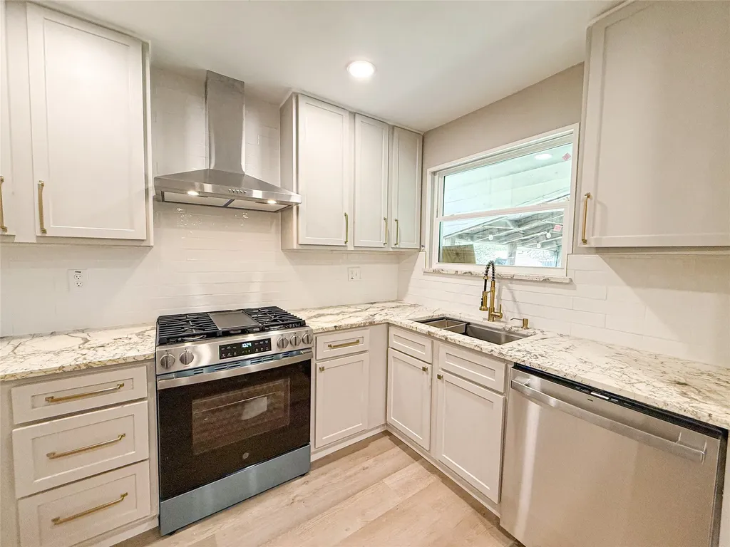 3061 Old North Road Farmers Branch TX 75234