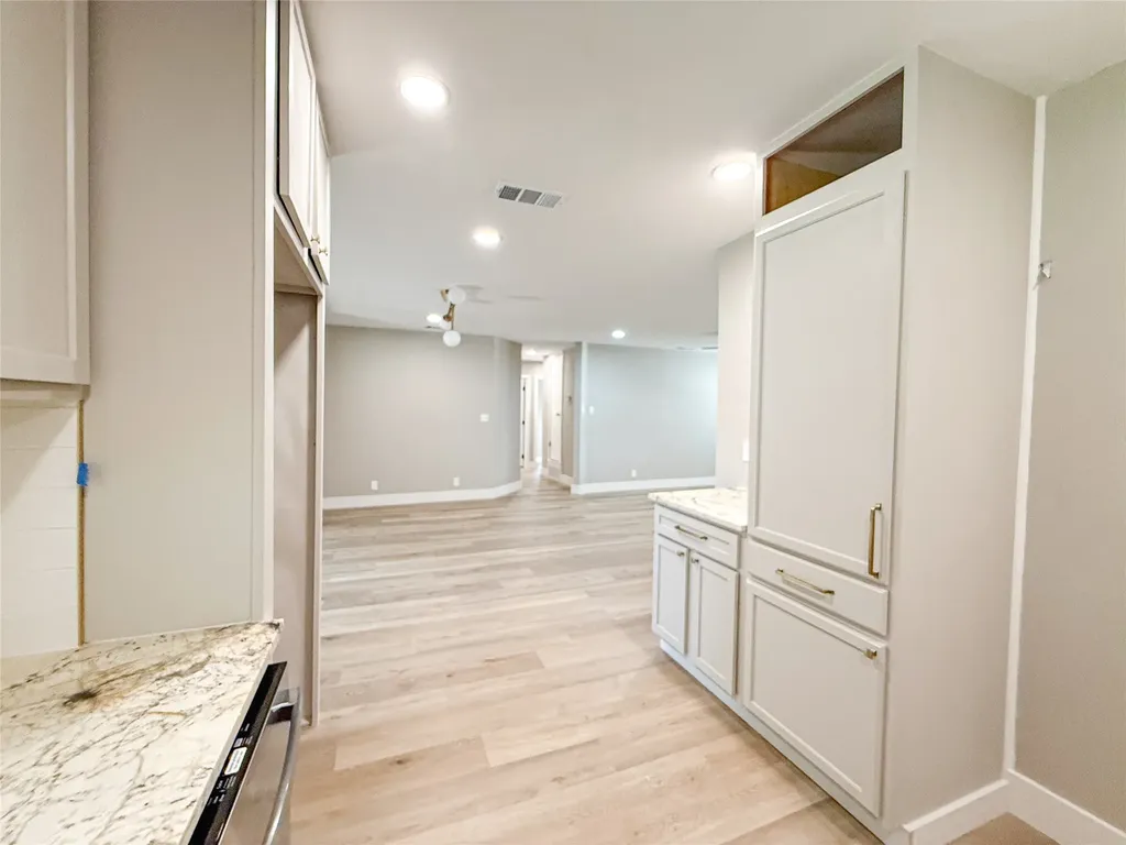 3061 Old North Road Farmers Branch TX 75234