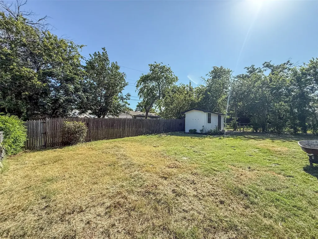 3061 Old North Road Farmers Branch TX 75234