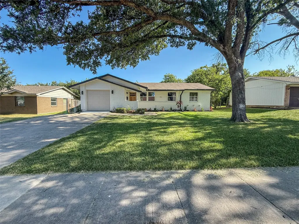 3061 Old North Road Farmers Branch TX 75234