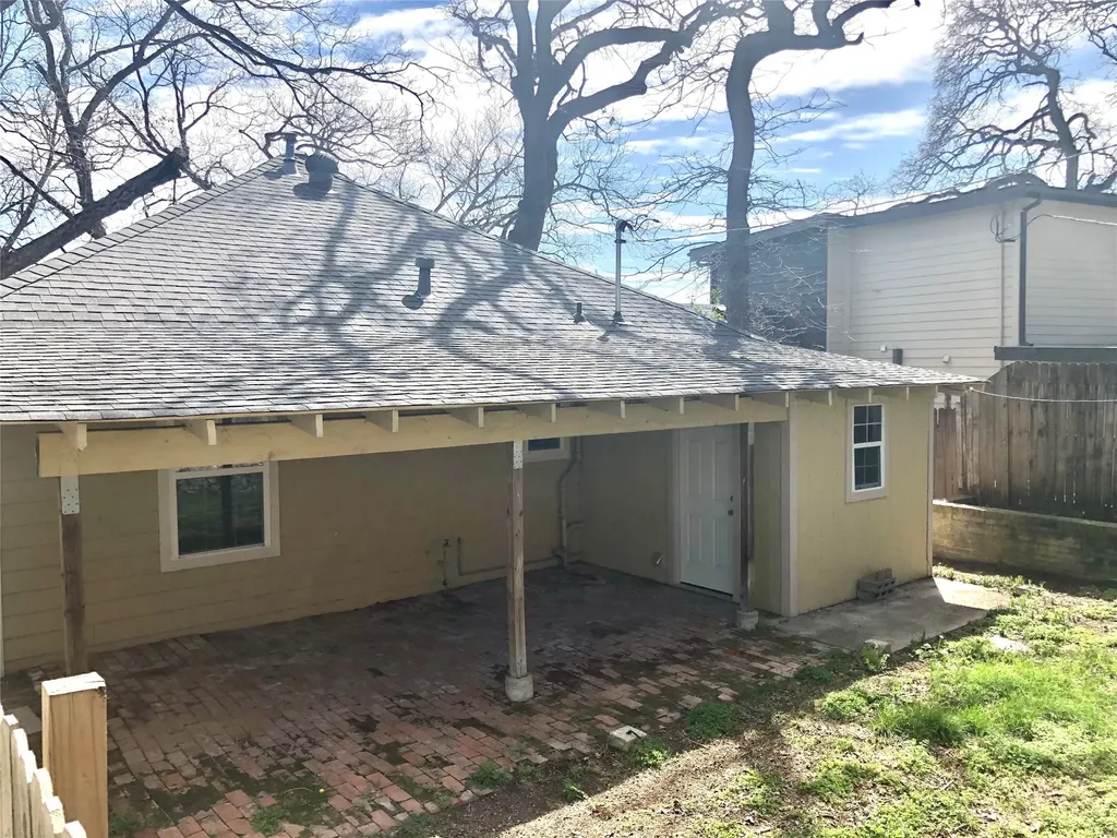905 Isbell Road Fort Worth TX 76114