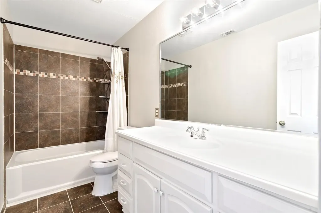 3803 Farmington Drive Richardson TX 75082
