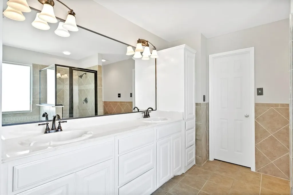 3803 Farmington Drive Richardson TX 75082