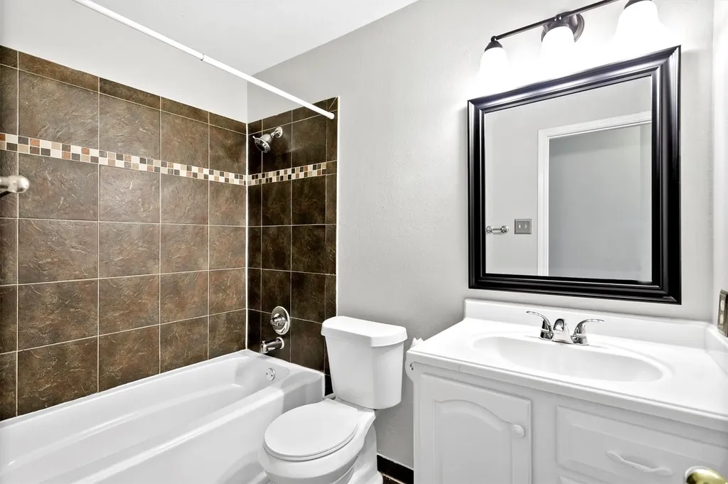 3803 Farmington Drive Richardson TX 75082