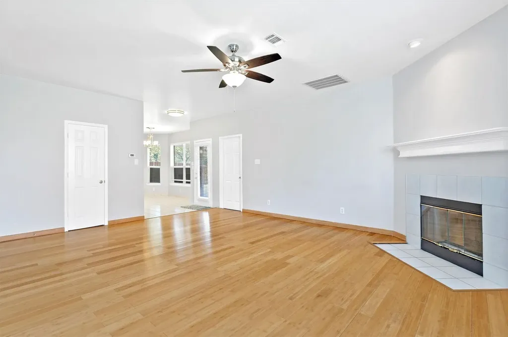 3803 Farmington Drive Richardson TX 75082