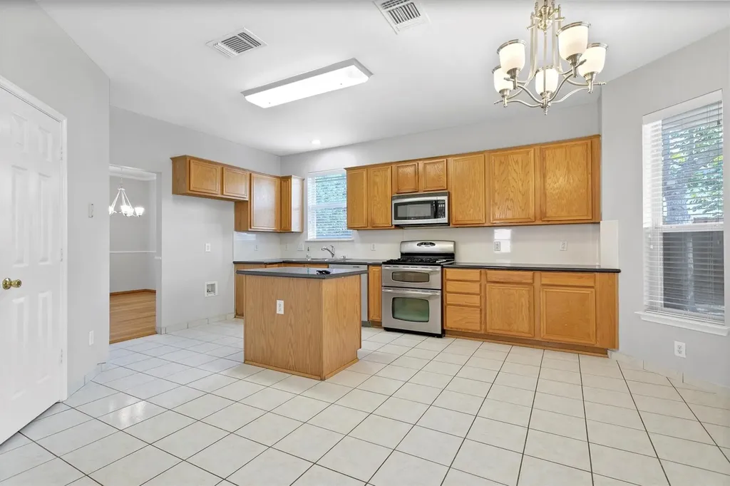 3803 Farmington Drive Richardson TX 75082