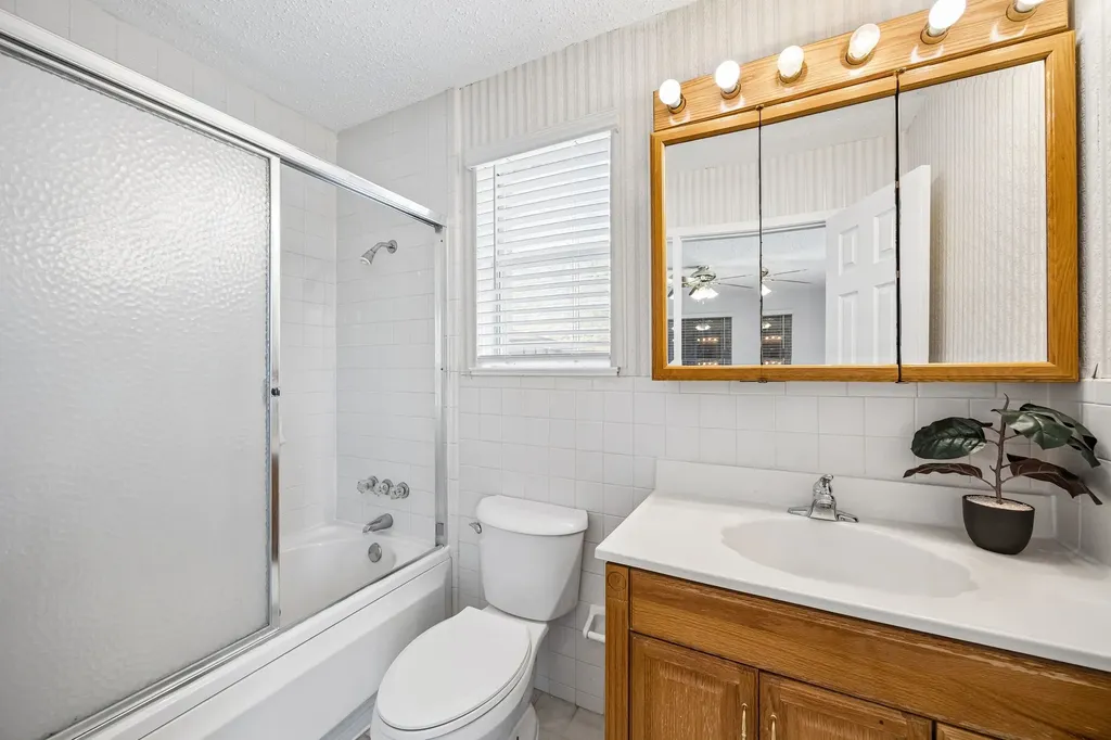 2305 Buckeye Drive Mesquite TX 75181
