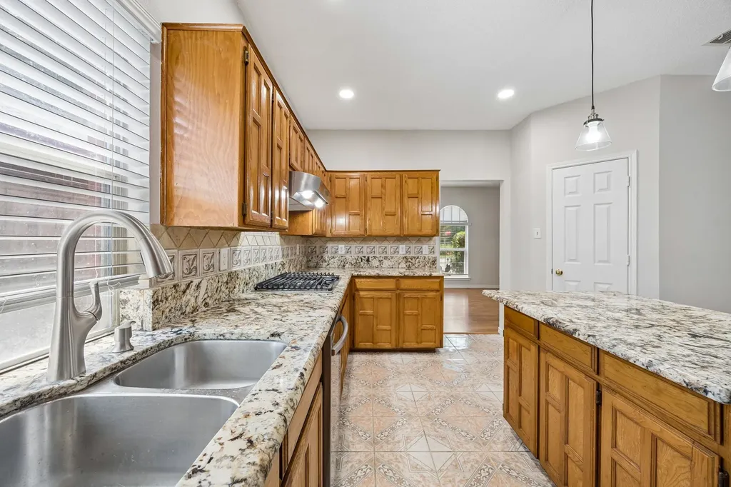 2305 Buckeye Drive Mesquite TX 75181