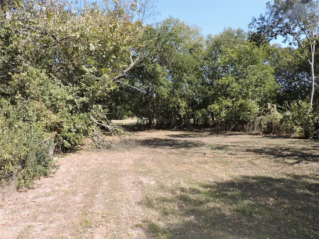1612 N Anglin Street Cleburne TX 76031