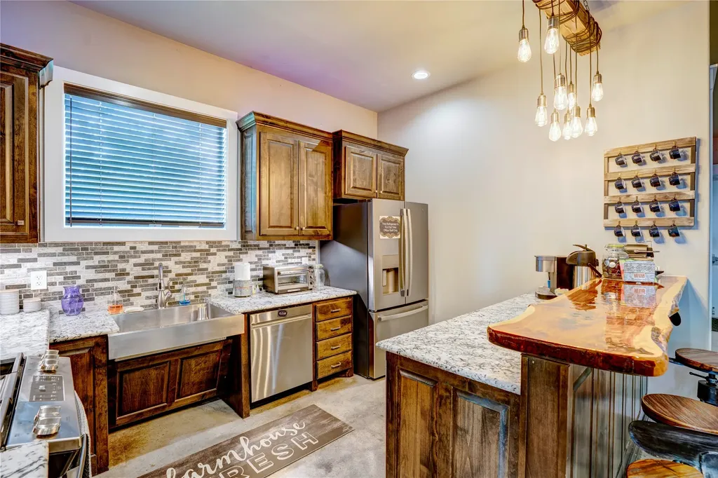 5805 Starnes Road Watauga TX 76148