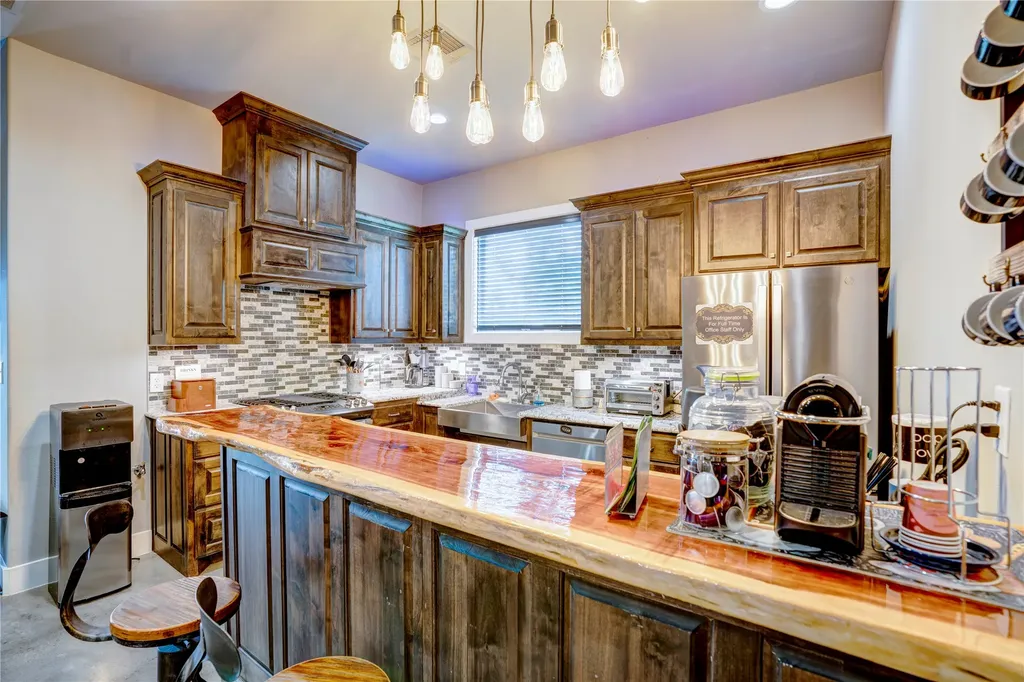 5805 Starnes Road Watauga TX 76148