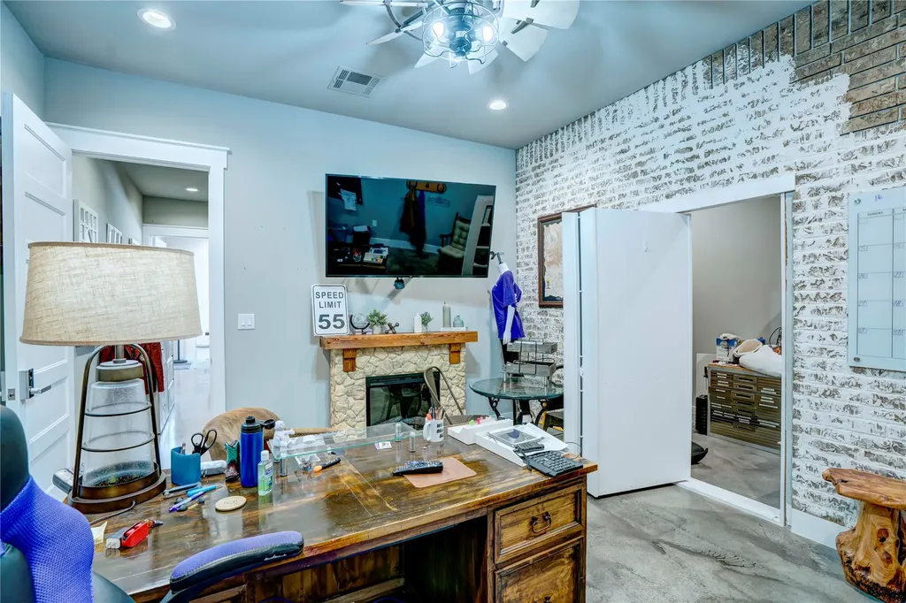5805 Starnes Road Watauga TX 76148