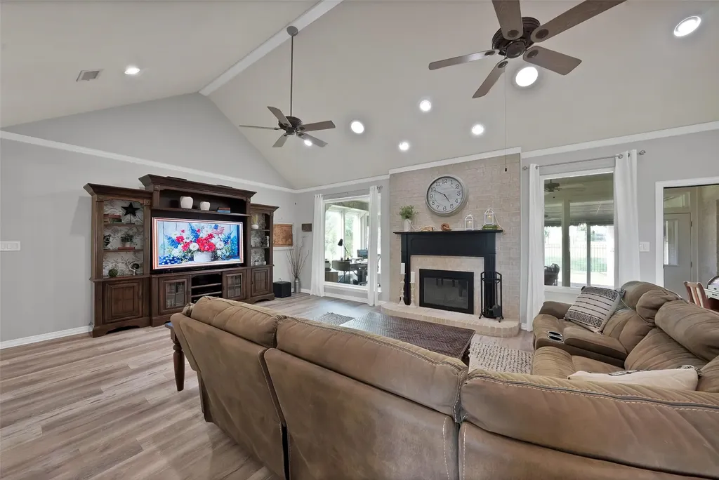 300 Buena Vista Drive Willow Park TX 76087
