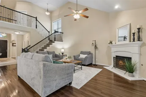 6844 San Luis Trail Fort Worth TX 76131