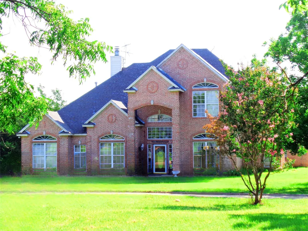 2517 County Road 425 Cleburne TX 76031