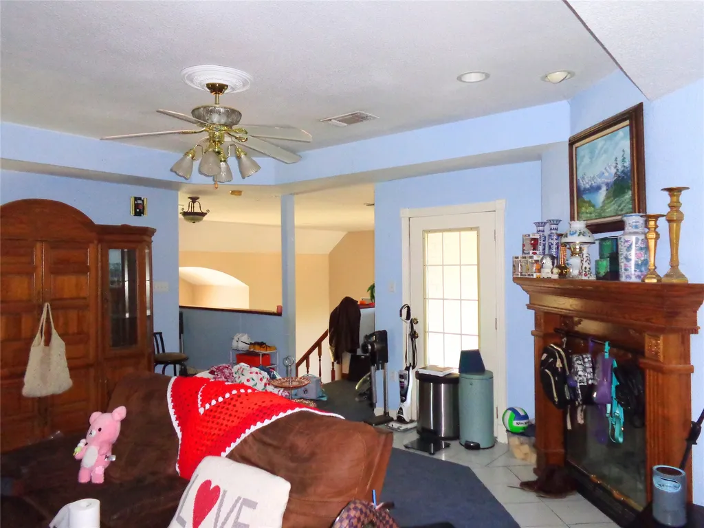 2517 County Road 425 Cleburne TX 76031
