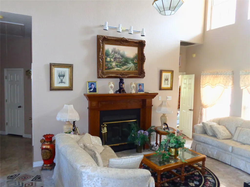 2517 County Road 425 Cleburne TX 76031