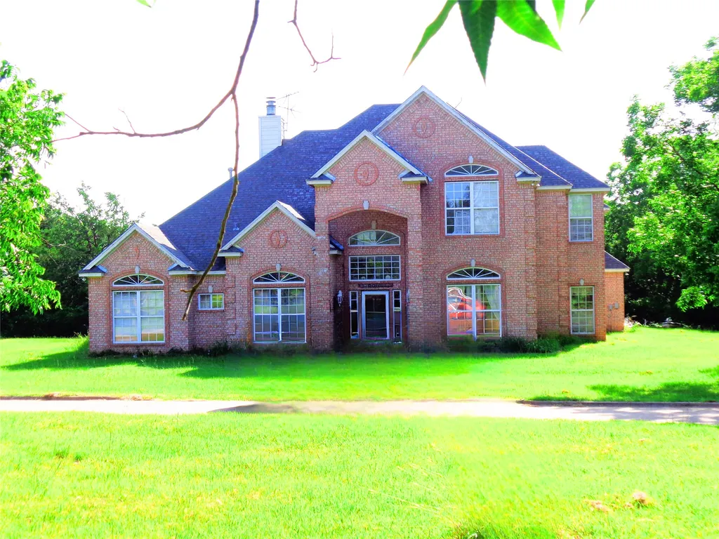 2517 County Road 425 Cleburne TX 76031