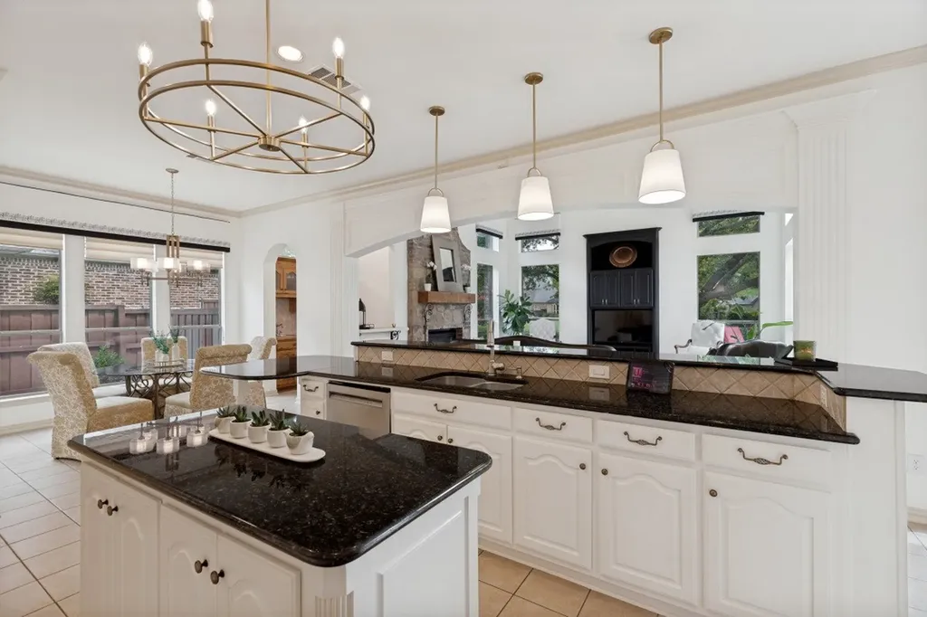 1301 Silverlake Road Mckinney TX 75072