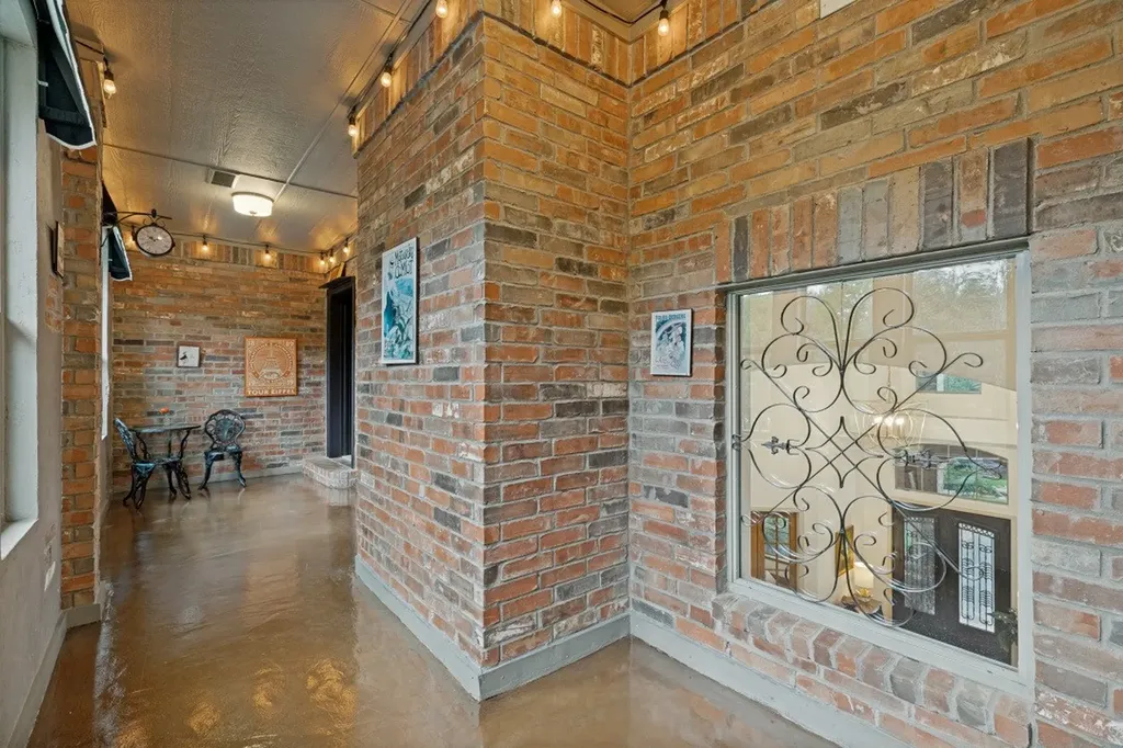 1301 Silverlake Road Mckinney TX 75072