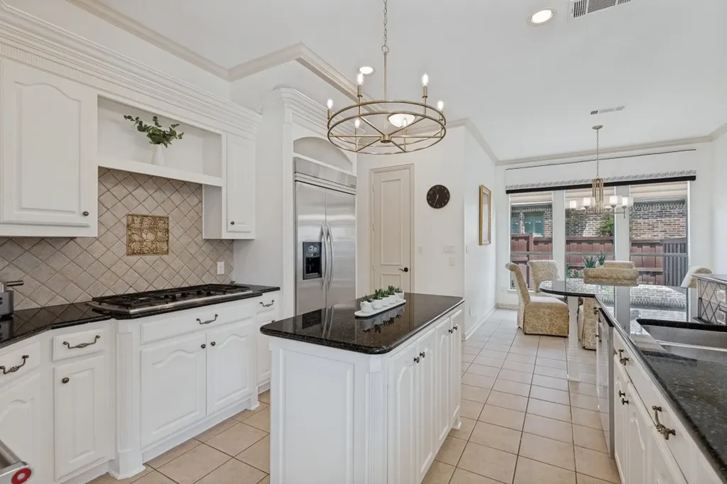 1301 Silverlake Road Mckinney TX 75072