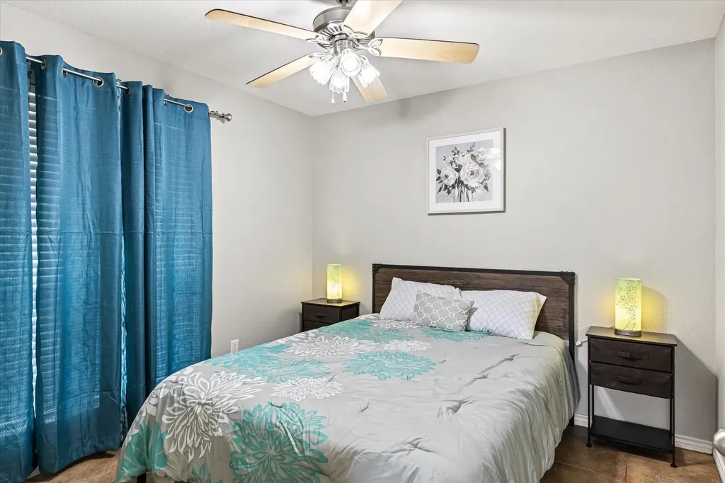 1609 Cheyenne Trail Granbury TX 76048