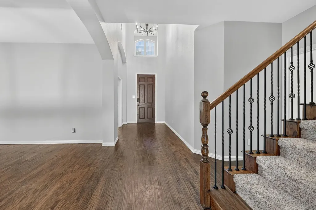 8417 Bayberry Avenue Lantana TX 76226