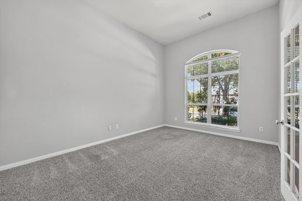 8417 Bayberry Avenue Lantana TX 76226