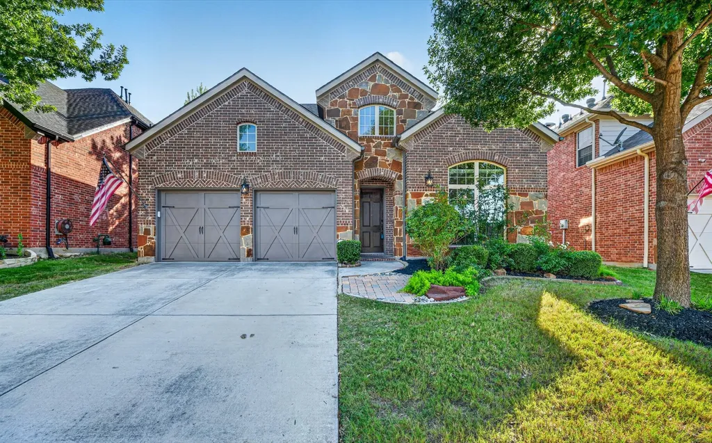 8417 Bayberry Avenue Lantana TX 76226