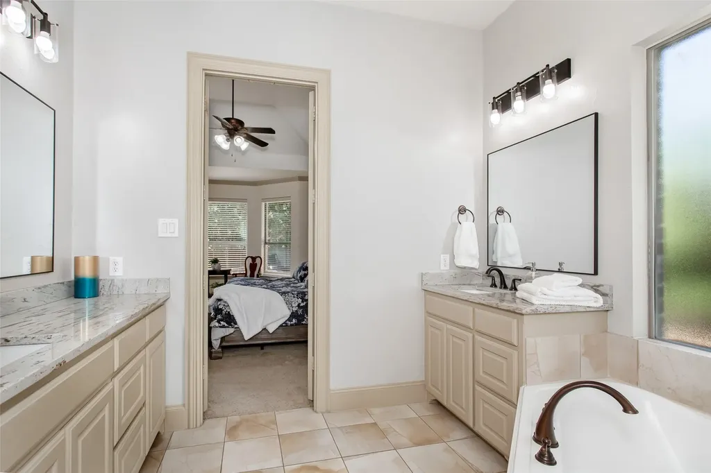 927 Mckamy Drive Allen TX 75013