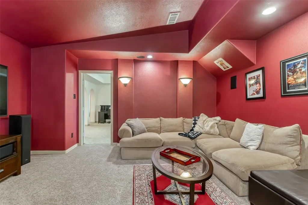 927 Mckamy Drive Allen TX 75013