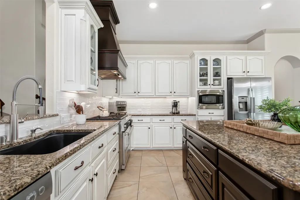 927 Mckamy Drive Allen TX 75013