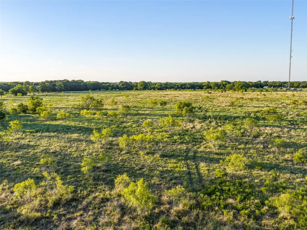 5715 Interstate 30 Campbell TX 75422