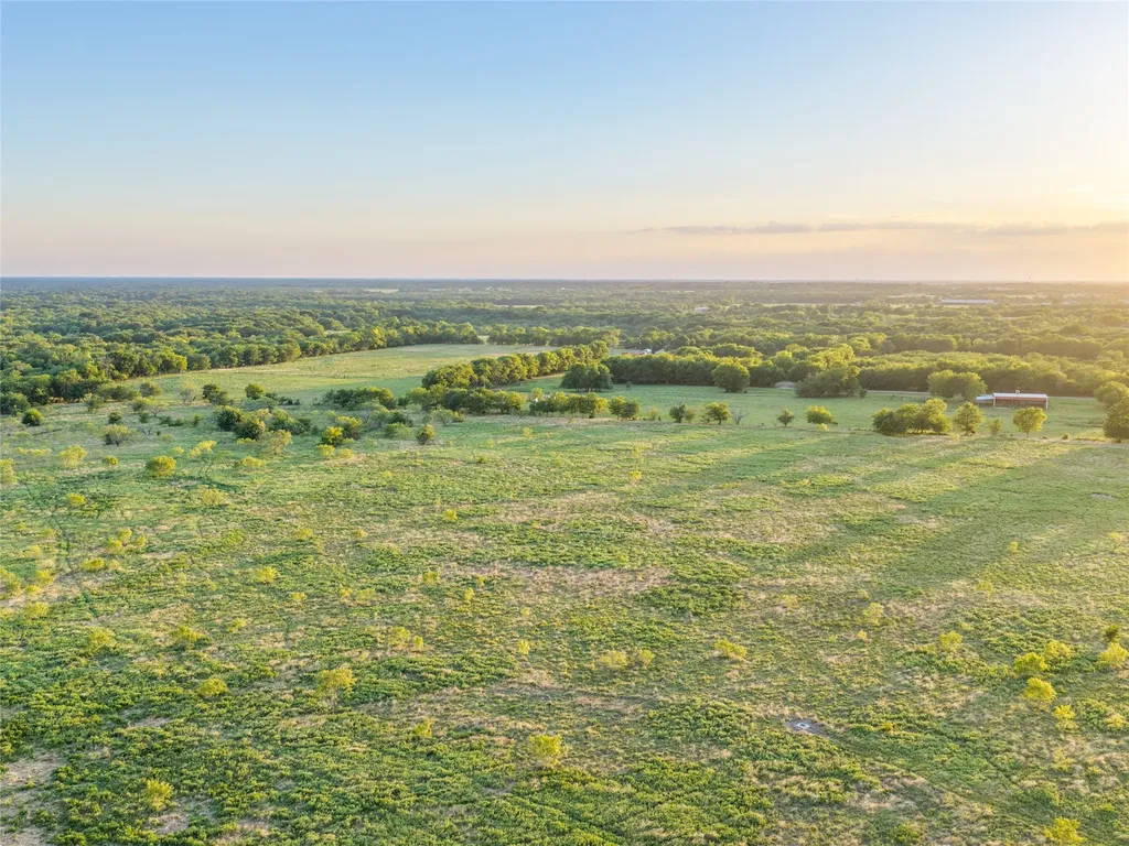 5715 Interstate 30 Campbell TX 75422