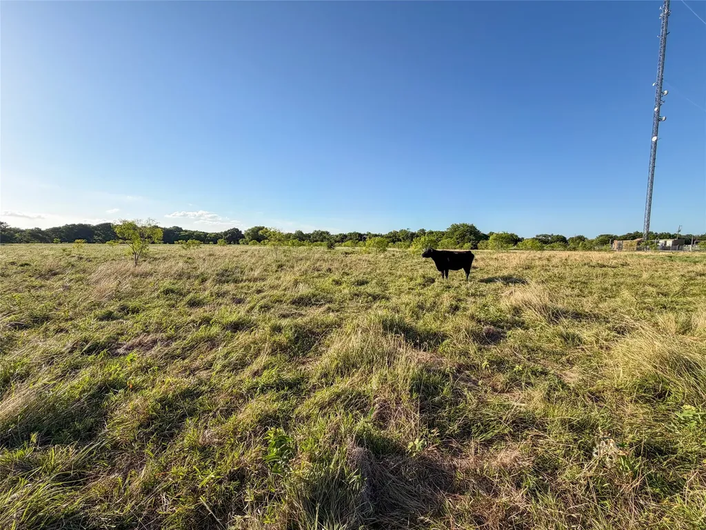 5715 Interstate 30 Campbell TX 75422