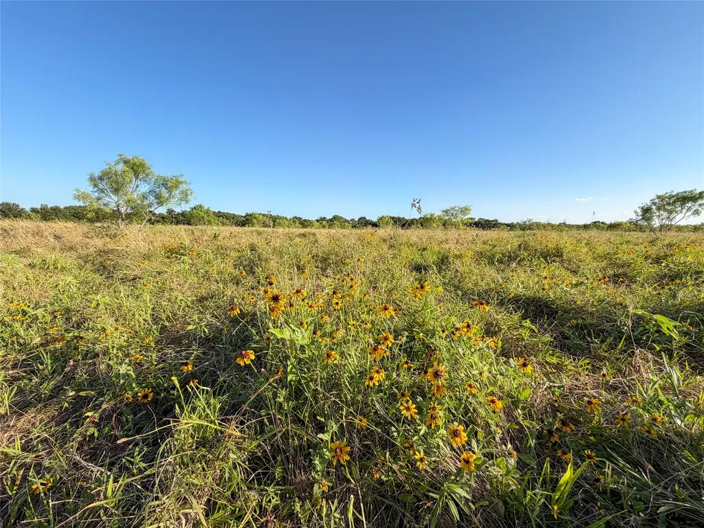 5715 Interstate 30 Campbell TX 75422