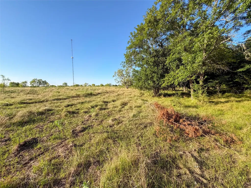 5715 Interstate 30 Campbell TX 75422