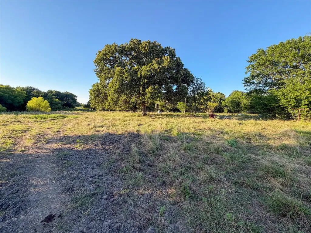 5715 Interstate 30 Campbell TX 75422