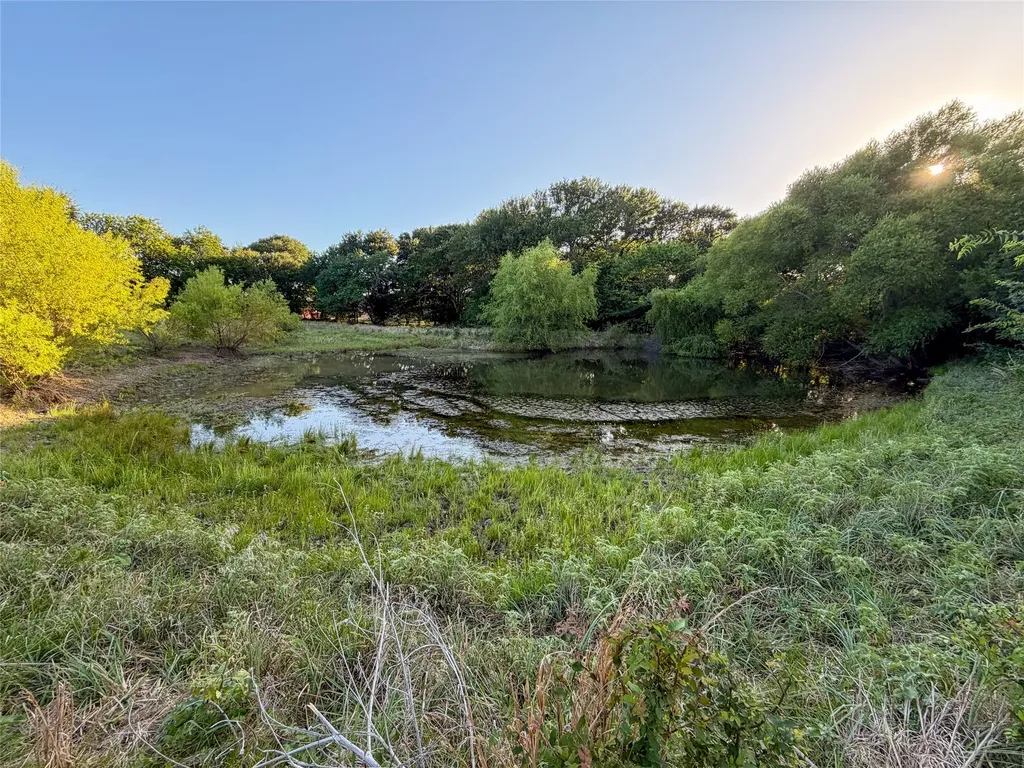 5715 Interstate 30 Campbell TX 75422