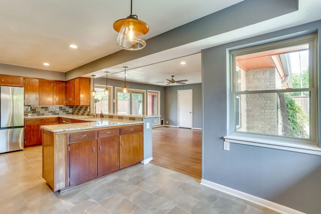 1839 Shelmire Drive Dallas TX 75224