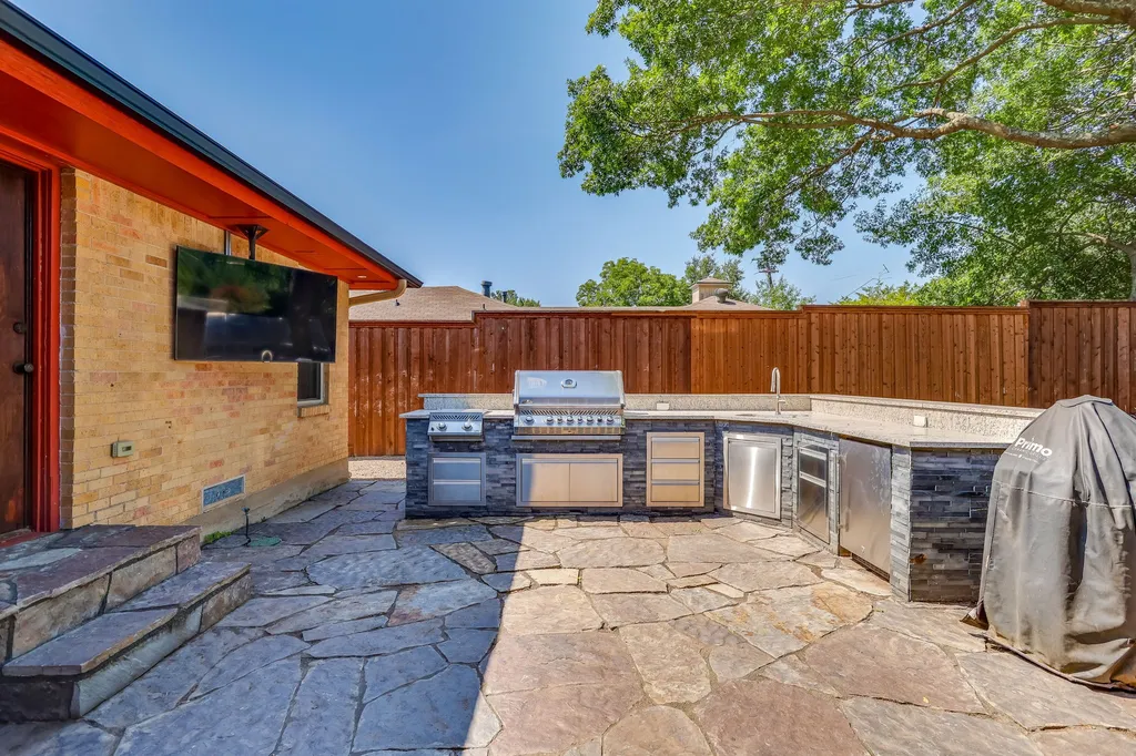 1839 Shelmire Drive Dallas TX 75224