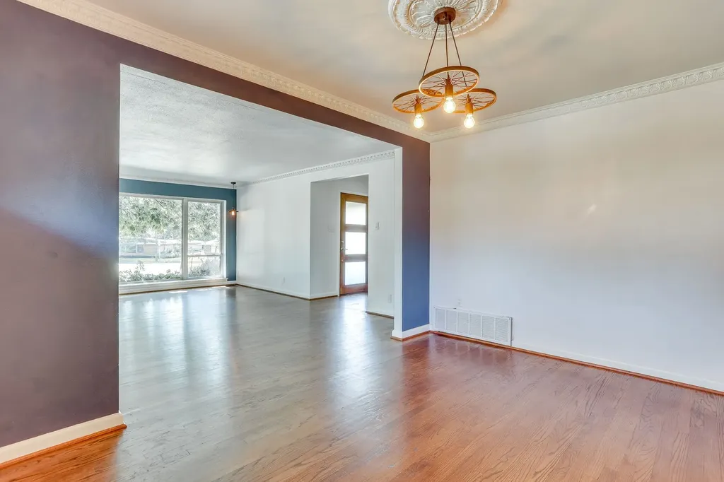 1839 Shelmire Drive Dallas TX 75224