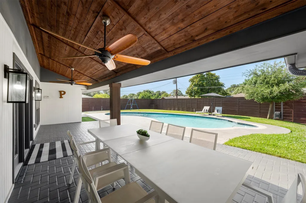 4332 Rickover Drive Dallas TX 75244