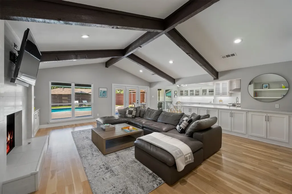 4332 Rickover Drive Dallas TX 75244