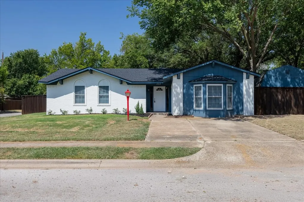 301 Bellaire Drive Denton TX 76209