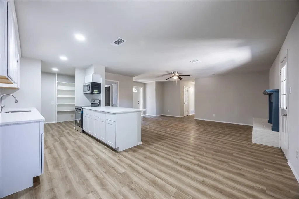 301 Bellaire Drive Denton TX 76209
