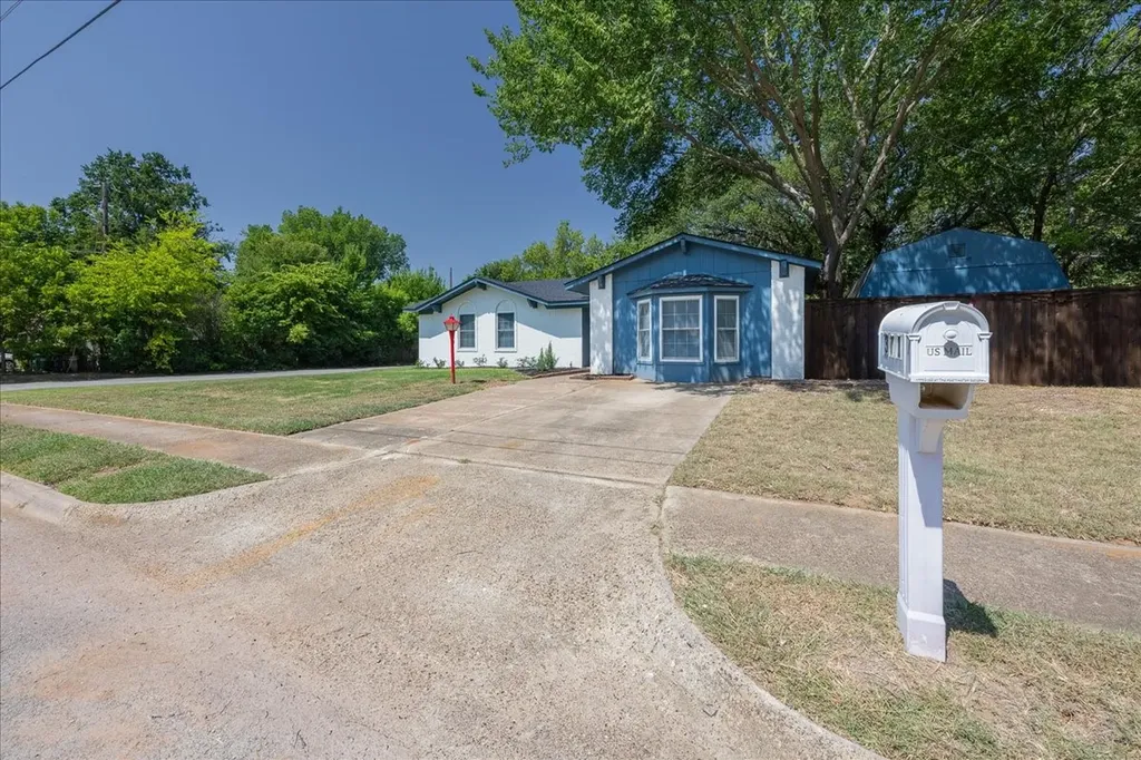 301 Bellaire Drive Denton TX 76209