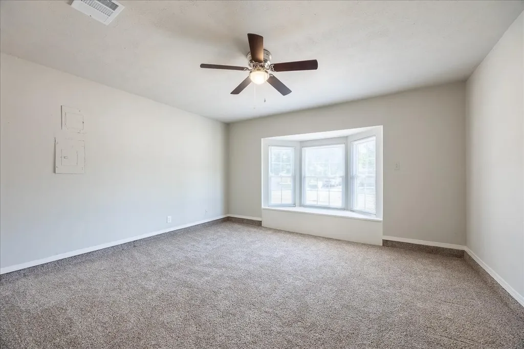 301 Bellaire Drive Denton TX 76209