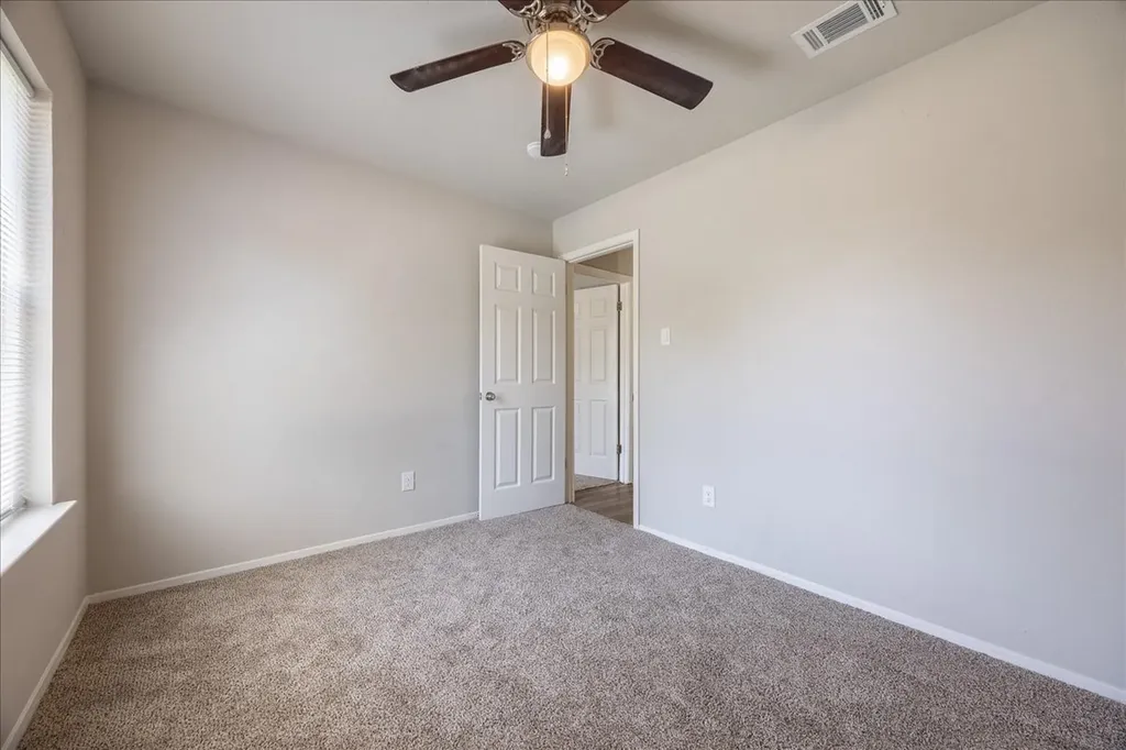 301 Bellaire Drive Denton TX 76209